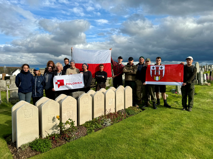 Otwórz galerię (3 fotografii) 